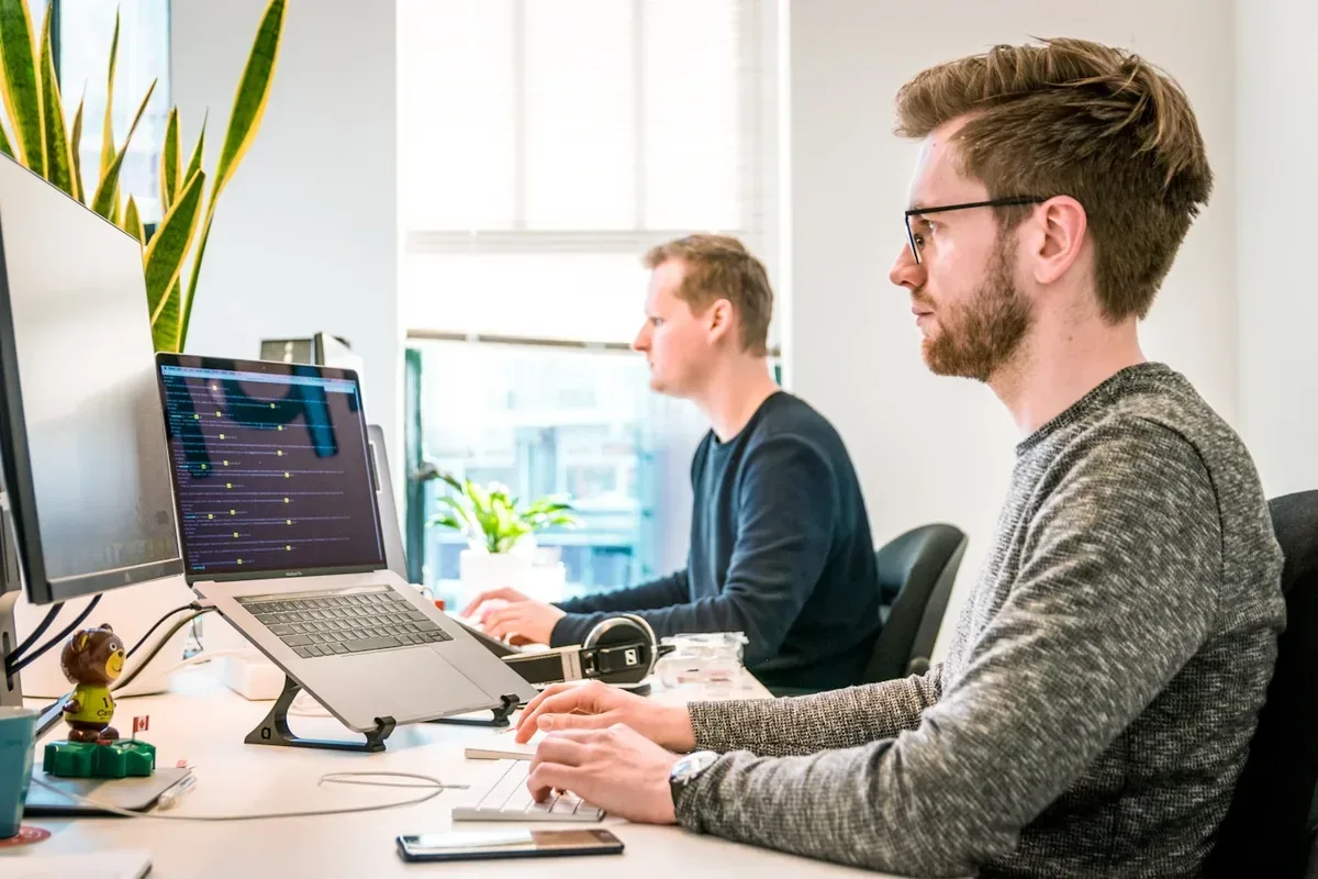 How Forward Deployment Engineers Ship AI and SaaS in Production